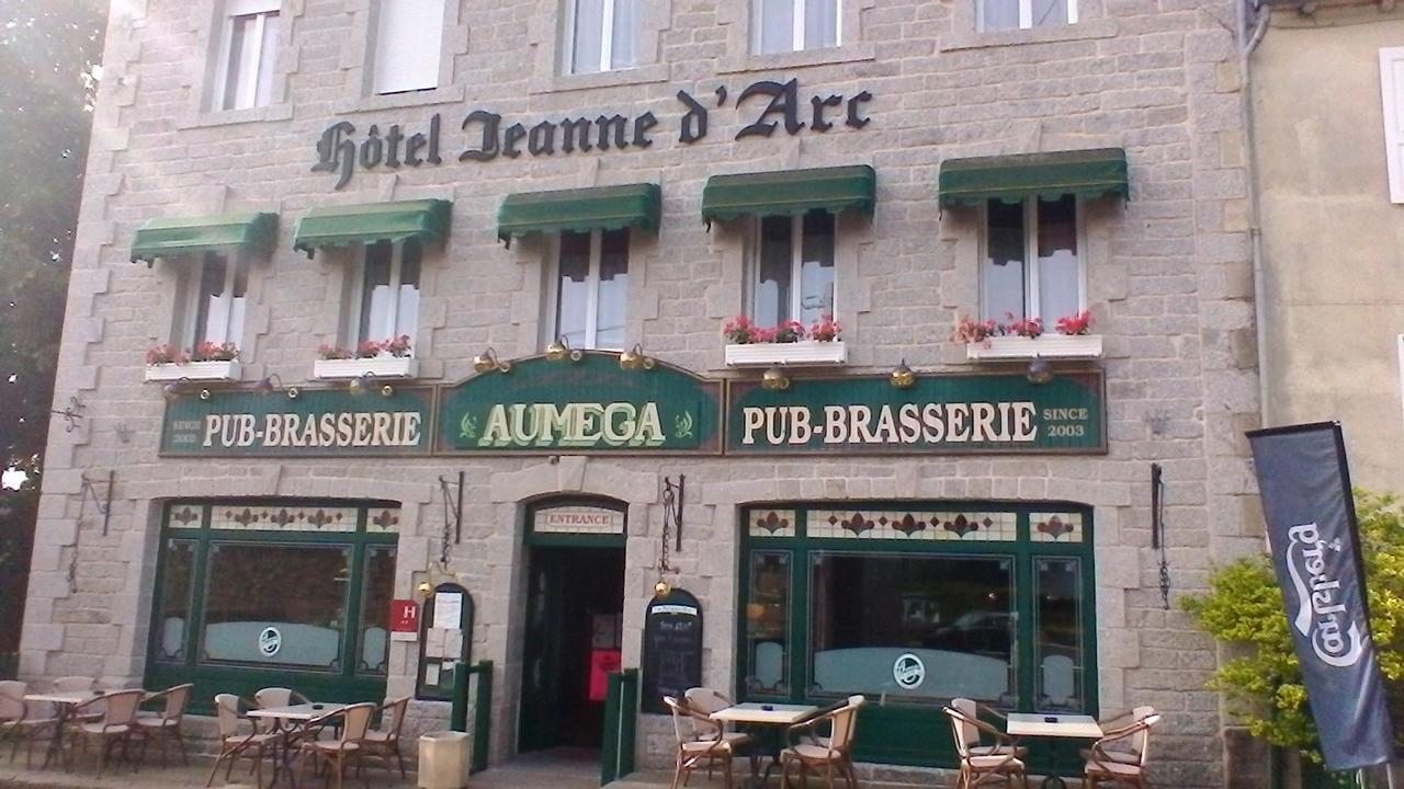Hotel Jeanne D'Arc Saint-Chély-dʼApcher Exteriér fotografie